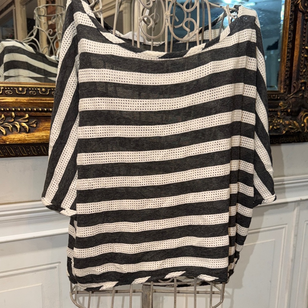 Kirra Monochrome Striped shirt